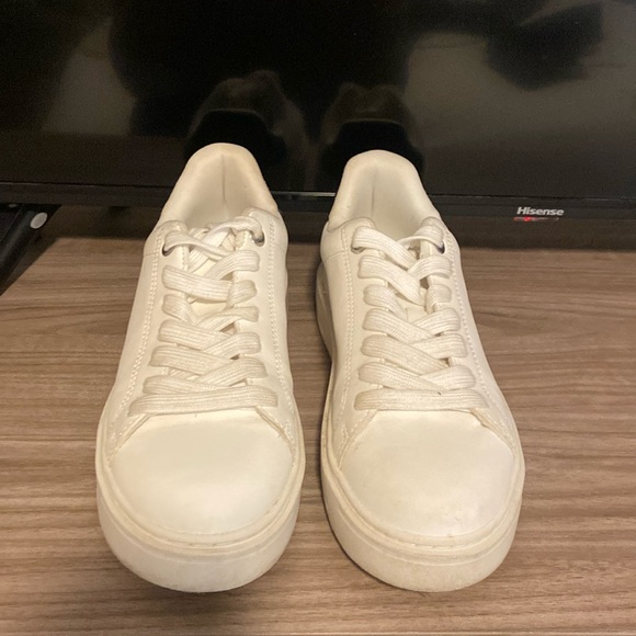 A new day white sneakers, only worn a couple of times! Too big for me! - Picture 1 of 4